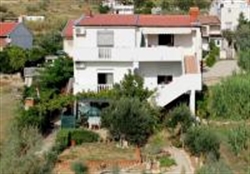 Apartmaji Lovre